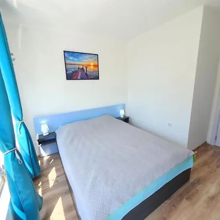 Neptun-blue Apartment